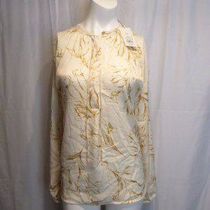 🙈NWT Floral shirt